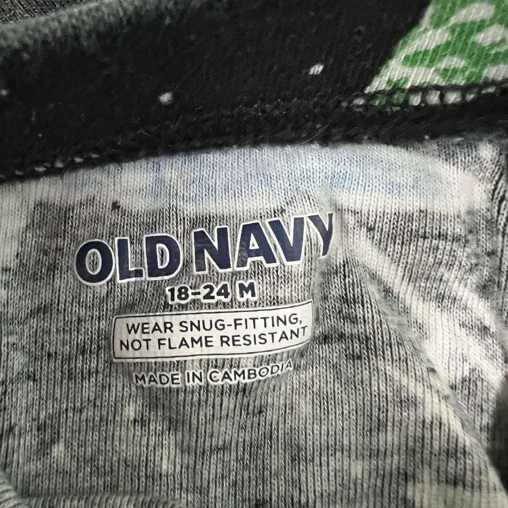 Old Navy I Love Snow Winter Scene Pajama Set 18-24 months
